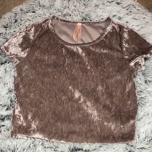 Velvet pink crop top